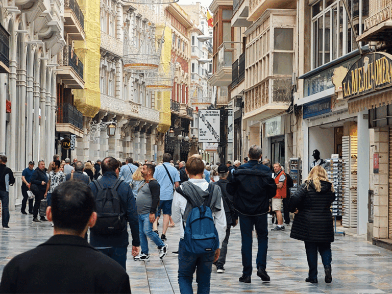 La Región cierra el año en el pódium de las pensiones medias más bajas del país