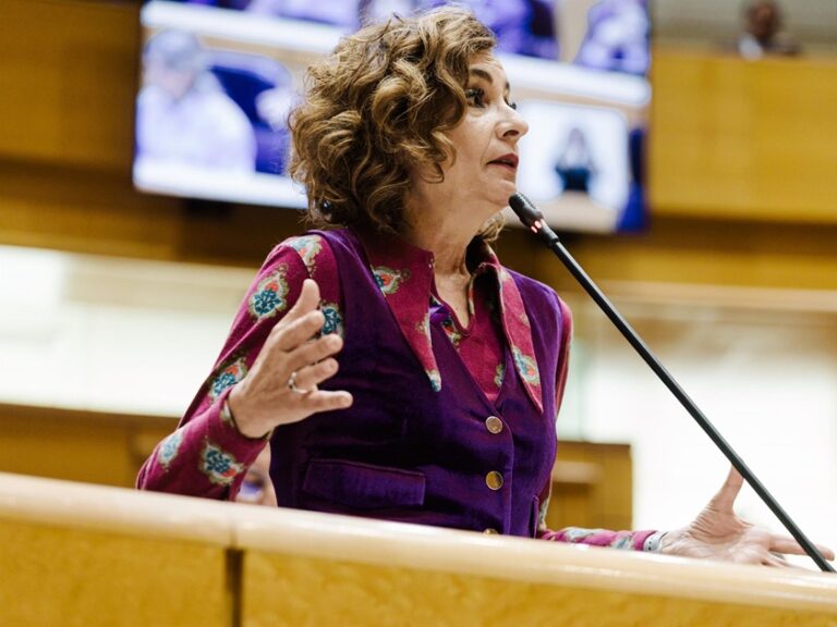 El déficit público baja al 0,61% del PIB y el del Estado cae al 1,86% hasta noviembre