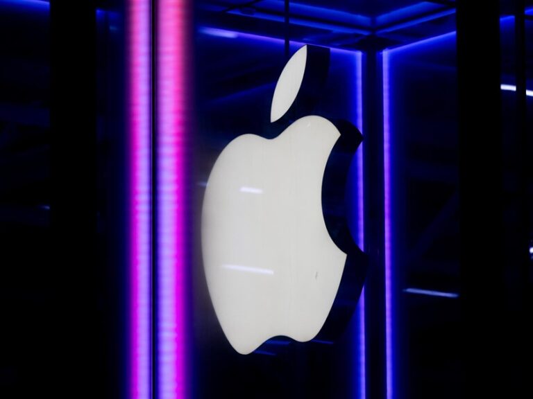 Italia impone casi 100 M€ de sanción a Apple por dificultar la competencia