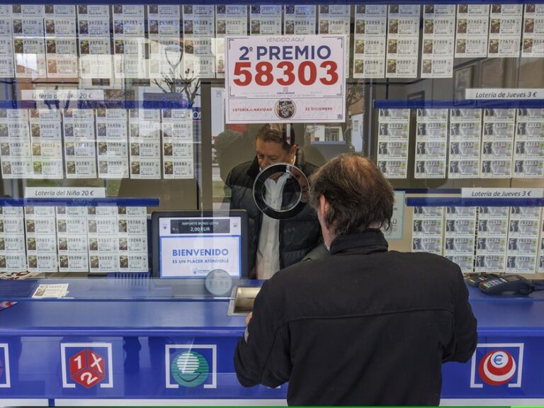A Hacienda ‘le tocarán’ 72.000 euros de cada décimo del Gordo de Navidad