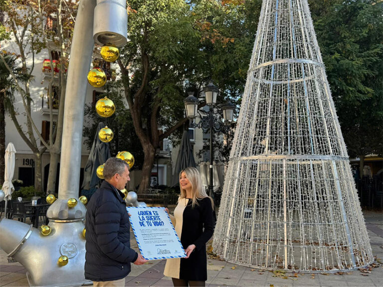 Aguas de Lorca presenta su campaña ‘La suerte de tenerte’ en homenaje a su equipo y clientes
