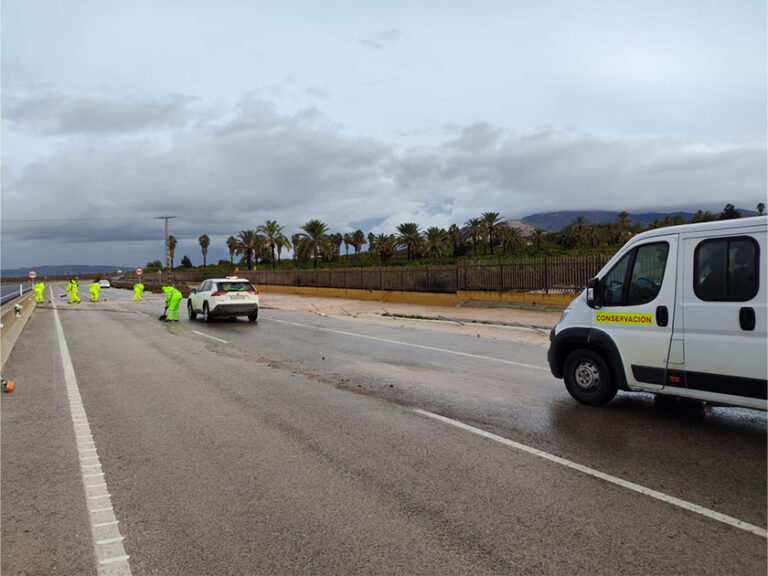 Fomento cierra carretera entre Mazarrón y Alhama por las fuertes lluvias