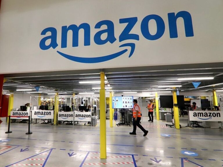 Amazon defiende su política salarial y reitera su compromiso con el diálogo social en Corvera