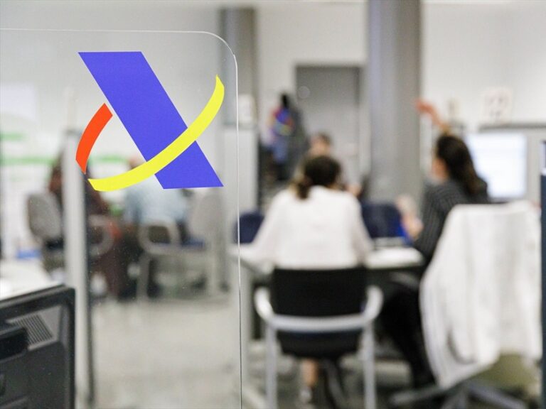 Hacienda ya ha devuelto 423,9 M€ a 545.000 contribuyentes en la Región