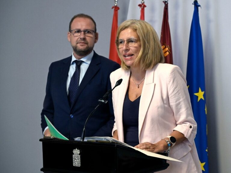 Murcia y la UMU firman un convenio estratégico para liderar la innovación urbana europea