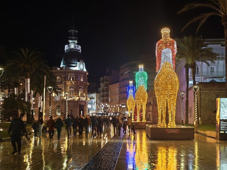 Cartagena, Murcia y San Javier confían en Elecfes para su iluminación navideña