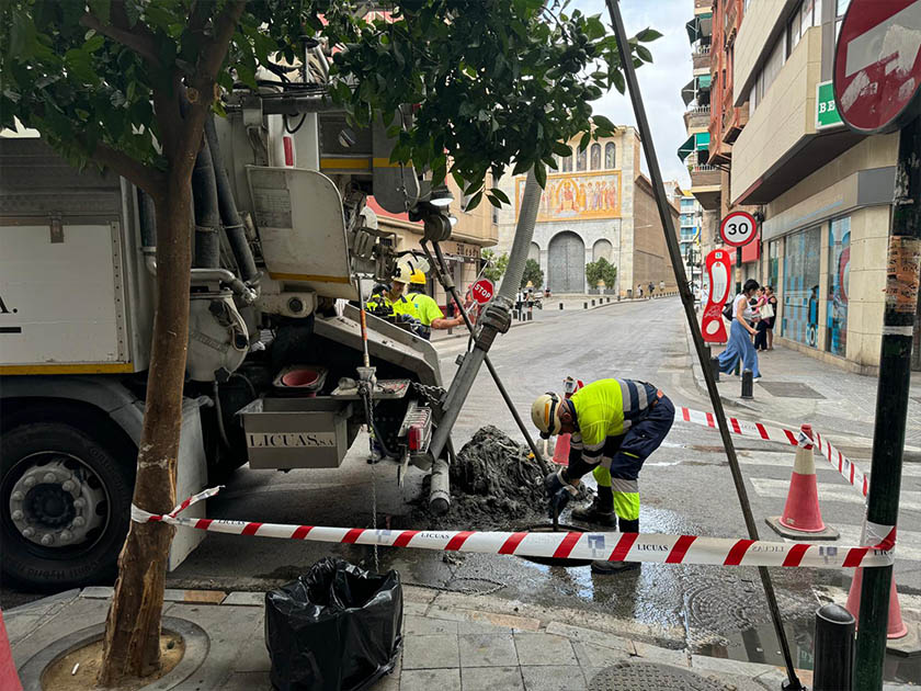 obras, calle de murcia, obreros, trabajadores, licuas