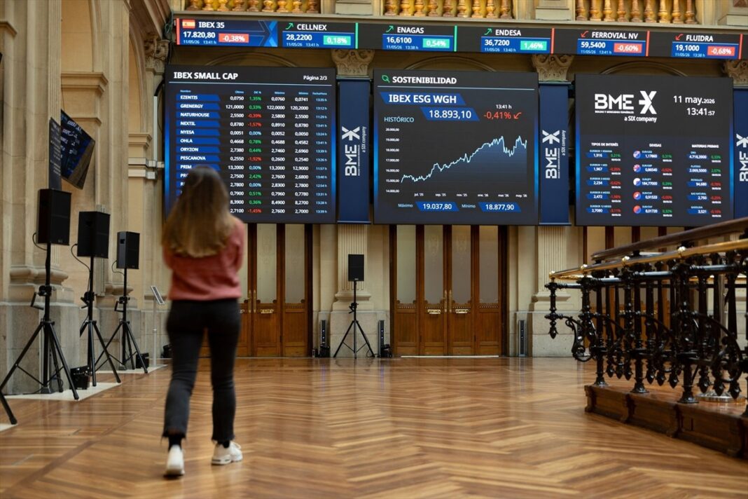 BCE.- El Ibex 35 sube un 0,81% y se queda a las puertas de los 18.300 puntos tras la subida de tipos del BCE