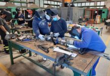 El sector industrial tira del empleo en el último año y supera los 91.000 trabajadores